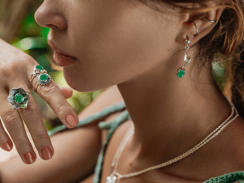 Nature's Charm: The Subtle Sophistication Of Dainty Green Onyx Rings